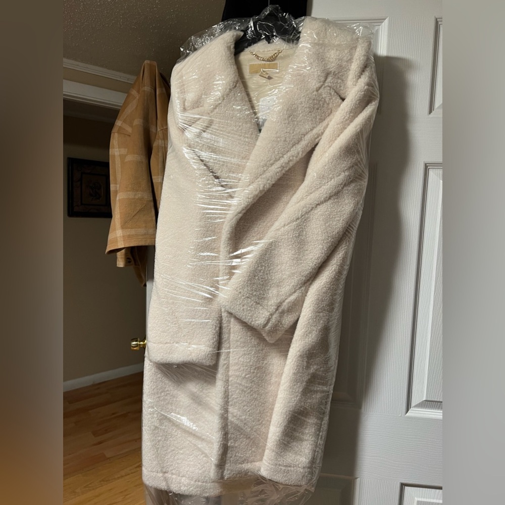 Mk Ivory Sherpa coat